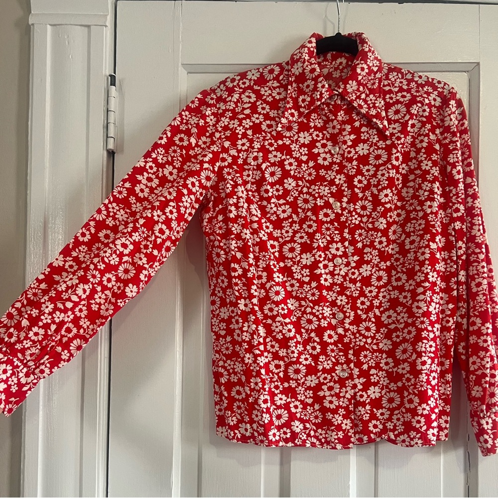 Vintage 70s floral button down shirt